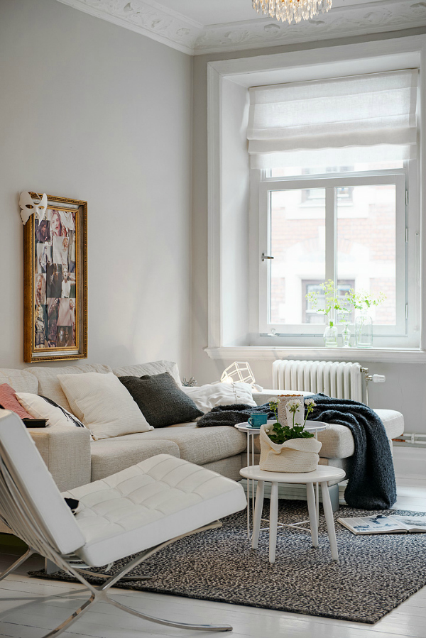 white barcelona chair