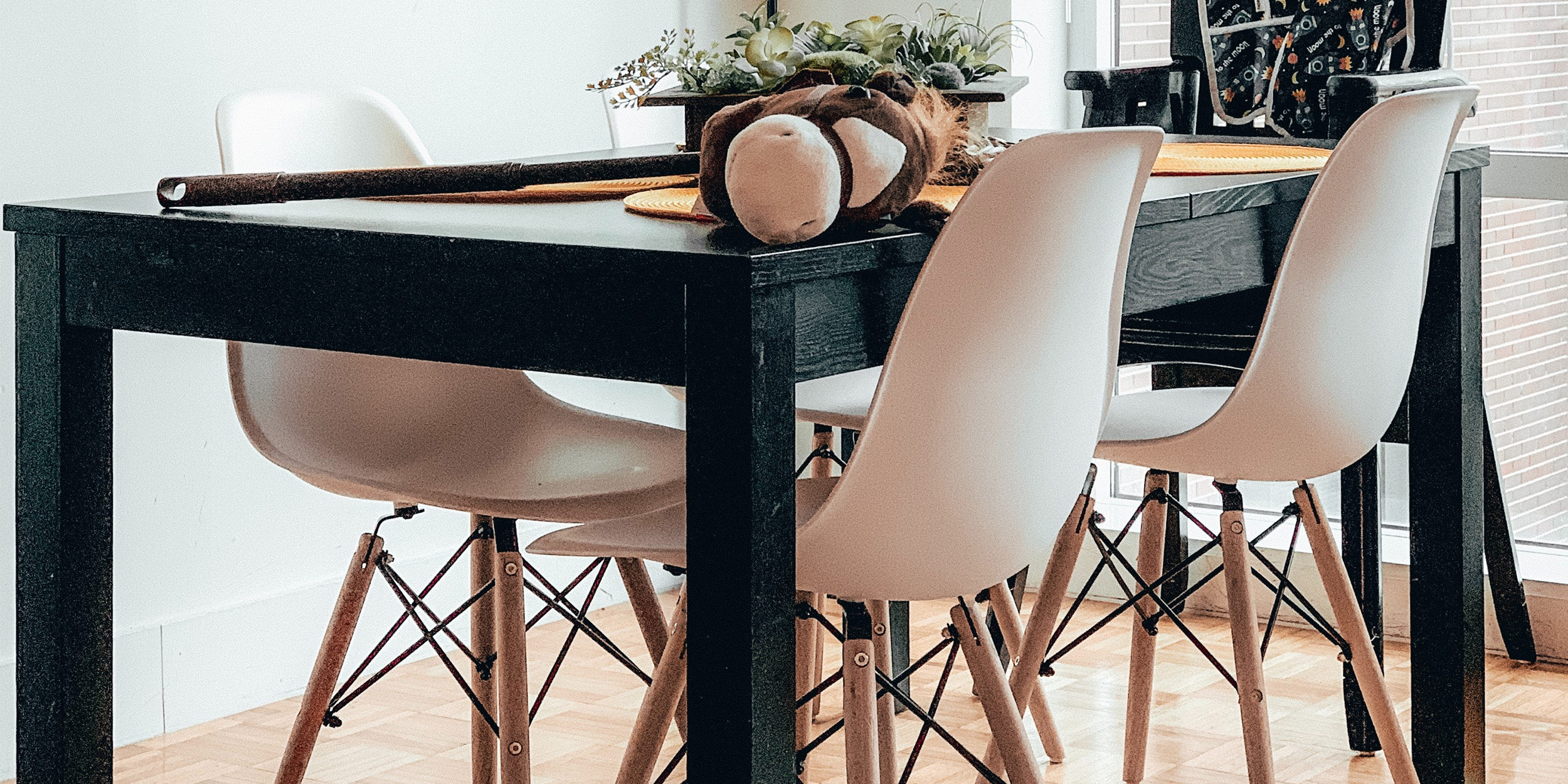 Eames DSW Chairs in a Dining Room