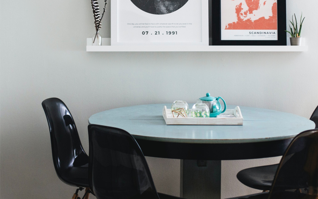 black-chairs-around-dining-table