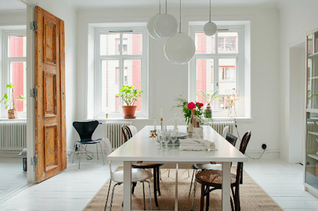 bright-modern-dining-room