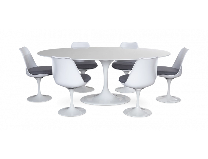 Saarinen table discount and chairs